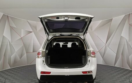 Mitsubishi Outlander III рестайлинг 3, 2013 год, 1 695 000 рублей, 19 фотография