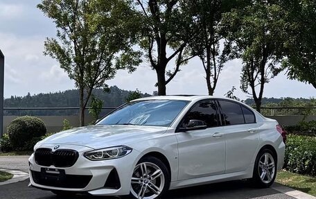 BMW 1 серия, 2021 год, 1 930 000 рублей, 1 фотография