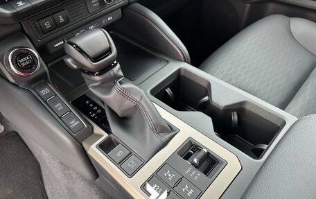 Toyota Land Cruiser Prado, 2025 год, 8 090 000 рублей, 22 фотография