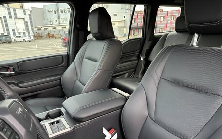 Toyota Land Cruiser Prado, 2025 год, 8 090 000 рублей, 24 фотография