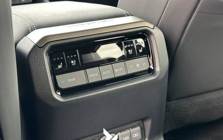 Toyota Land Cruiser Prado, 2025 год, 8 090 000 рублей, 33 фотография