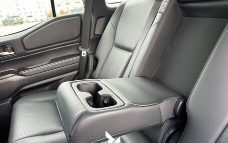 Toyota Land Cruiser Prado, 2025 год, 8 090 000 рублей, 32 фотография