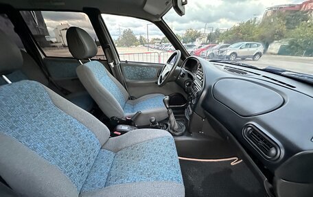 Chevrolet Niva I рестайлинг, 2005 год, 437 000 рублей, 22 фотография