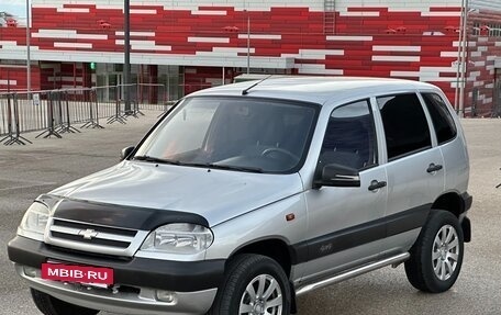 Chevrolet Niva I рестайлинг, 2005 год, 437 000 рублей, 10 фотография