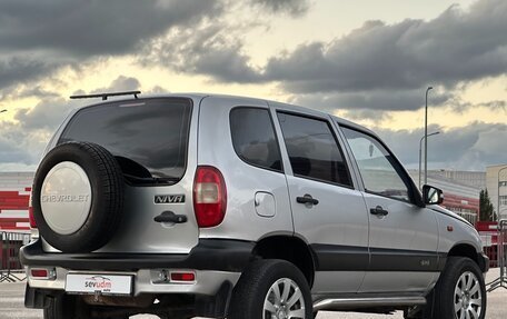 Chevrolet Niva I рестайлинг, 2005 год, 437 000 рублей, 31 фотография