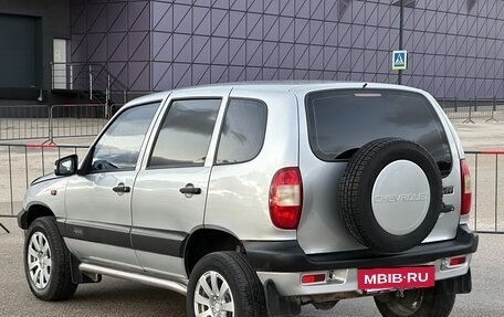 Chevrolet Niva I рестайлинг, 2005 год, 437 000 рублей, 26 фотография