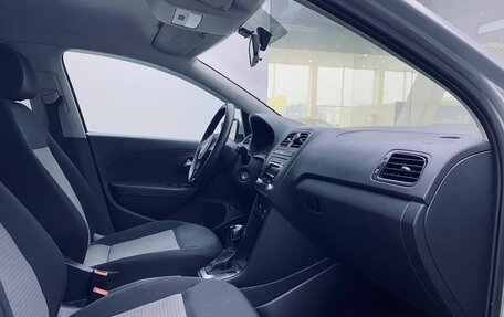 Volkswagen Polo VI (EU Market), 2012 год, 730 000 рублей, 13 фотография