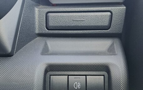 Daihatsu Rocky, 2020 год, 1 635 000 рублей, 2 фотография