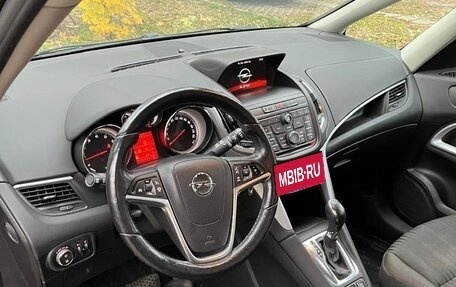 Opel Zafira C рестайлинг, 2014 год, 1 250 000 рублей, 6 фотография