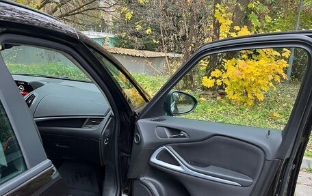 Opel Zafira C рестайлинг, 2014 год, 1 250 000 рублей, 12 фотография