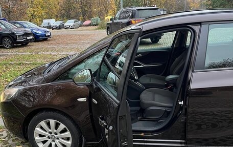 Opel Zafira C рестайлинг, 2014 год, 1 250 000 рублей, 16 фотография