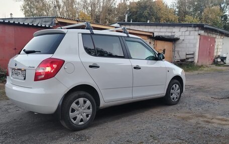 Skoda Fabia II, 2014 год, 750 000 рублей, 3 фотография