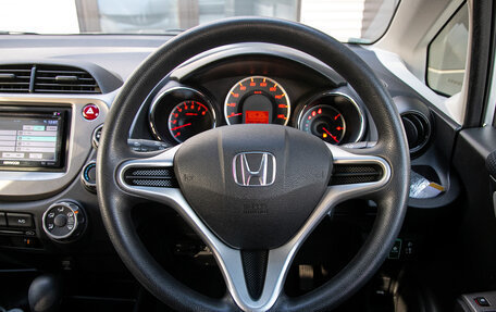 Honda Fit III, 2011 год, 825 000 рублей, 14 фотография