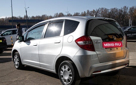 Honda Fit III, 2011 год, 825 000 рублей, 9 фотография