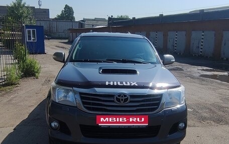Toyota Hilux VII, 2015 год, 1 980 000 рублей, 4 фотография