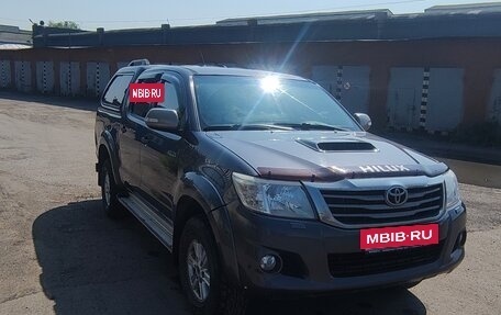 Toyota Hilux VII, 2015 год, 1 980 000 рублей, 3 фотография