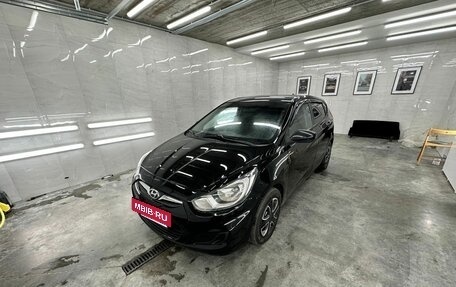 Hyundai Solaris II рестайлинг, 2012 год, 570 000 рублей, 9 фотография