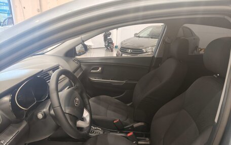KIA Rio III рестайлинг, 2012 год, 860 000 рублей, 10 фотография