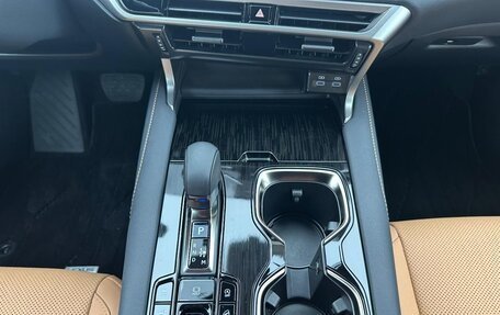 Lexus RX IV рестайлинг, 2025 год, 7 900 000 рублей, 12 фотография