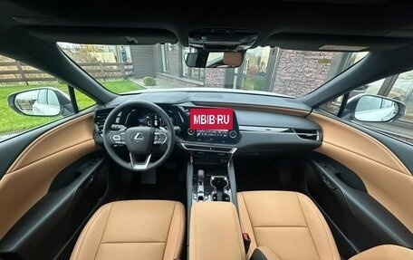 Lexus RX IV рестайлинг, 2025 год, 7 900 000 рублей, 11 фотография
