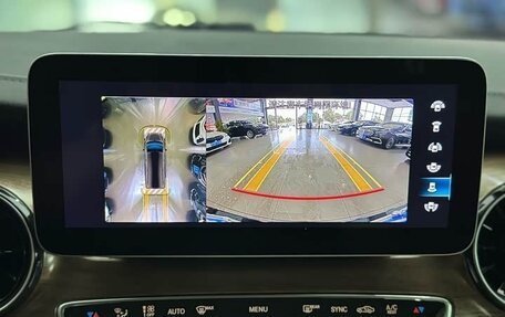 Mercedes-Benz V-Класс, 2021 год, 5 600 000 рублей, 17 фотография