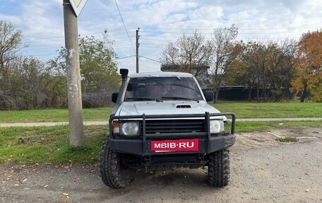 Mitsubishi Pajero III рестайлинг, 1994 год, 400 000 рублей, 2 фотография