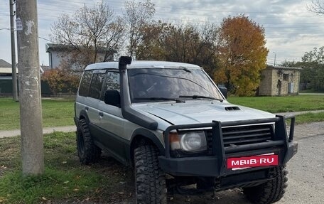 Mitsubishi Pajero III рестайлинг, 1994 год, 400 000 рублей, 3 фотография