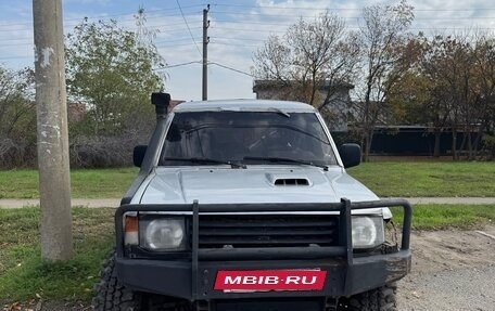 Mitsubishi Pajero III рестайлинг, 1994 год, 400 000 рублей, 8 фотография
