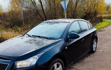 Chevrolet Cruze II, 2010 год, 560 000 рублей, 5 фотография