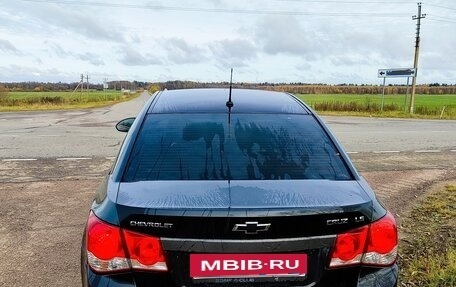 Chevrolet Cruze II, 2010 год, 560 000 рублей, 2 фотография