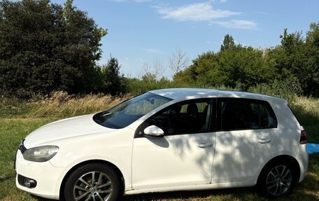 Volkswagen Golf VI, 2012 год, 800 000 рублей, 2 фотография