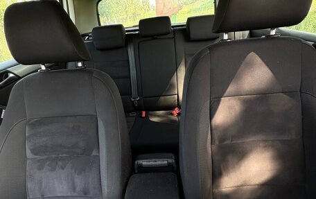 Volkswagen Golf VI, 2012 год, 800 000 рублей, 34 фотография