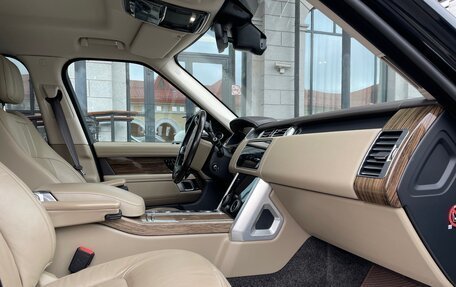 Land Rover Range Rover IV рестайлинг, 2018 год, 6 999 999 рублей, 17 фотография