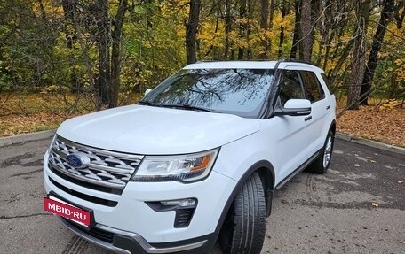 Ford Explorer VI, 2018 год, 2 750 000 рублей, 2 фотография