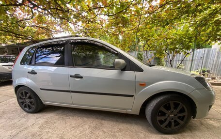 Ford Fiesta, 2003 год, 400 000 рублей, 3 фотография