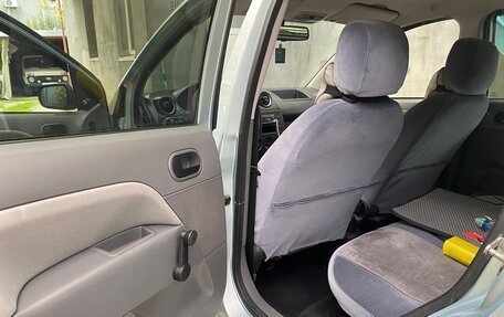 Ford Fiesta, 2003 год, 400 000 рублей, 11 фотография