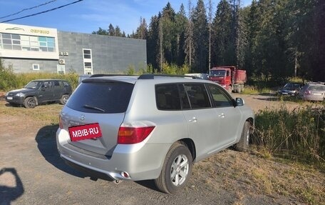 Toyota Highlander III, 2009 год, 1 490 000 рублей, 2 фотография