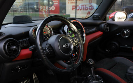 MINI Hatch, 2016 год, 2 499 000 рублей, 9 фотография