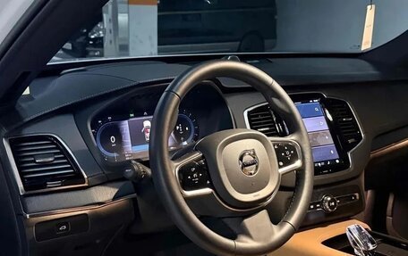 Volvo XC90 II рестайлинг, 2022 год, 4 459 000 рублей, 6 фотография