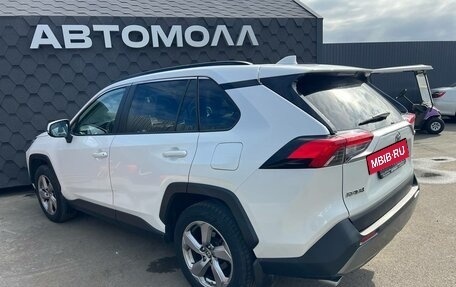 Toyota RAV4, 2019 год, 2 650 000 рублей, 6 фотография