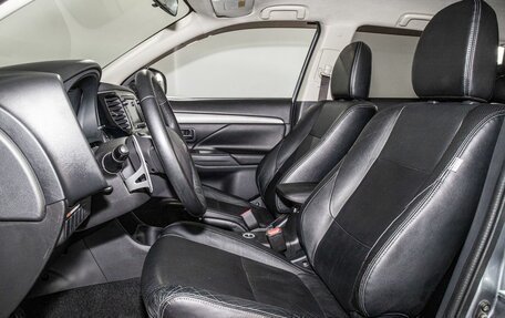 Mitsubishi Outlander III рестайлинг 3, 2012 год, 1 529 000 рублей, 5 фотография