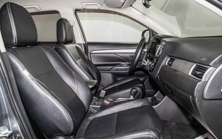 Mitsubishi Outlander III рестайлинг 3, 2012 год, 1 529 000 рублей, 6 фотография