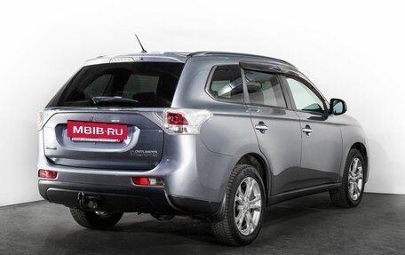 Mitsubishi Outlander III рестайлинг 3, 2012 год, 1 529 000 рублей, 3 фотография