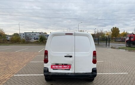 Peugeot Partner II рестайлинг 2, 2011 год, 458 000 рублей, 4 фотография