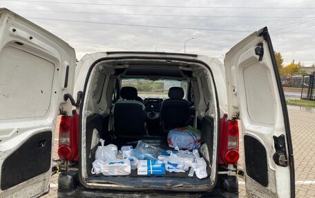 Peugeot Partner II рестайлинг 2, 2011 год, 458 000 рублей, 8 фотография