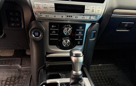 Toyota Land Cruiser Prado 150 рестайлинг 2, 2019 год, 4 490 000 рублей, 9 фотография