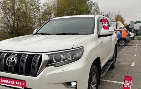 Toyota Land Cruiser Prado 150 рестайлинг 2, 2019 год, 4 490 000 рублей, 2 фотография