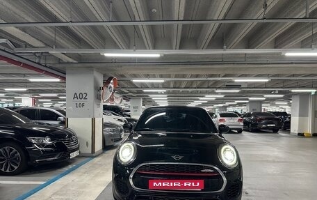 MINI Hatch, 2022 год, 2 740 000 рублей, 2 фотография