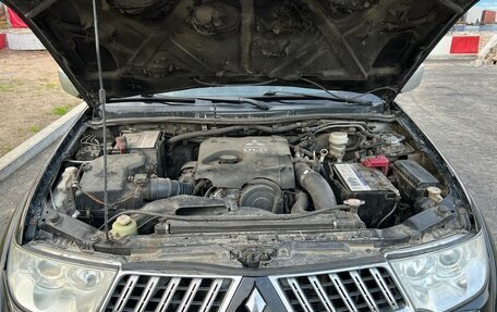 Mitsubishi Pajero Sport II рестайлинг, 2010 год, 1 149 000 рублей, 34 фотография