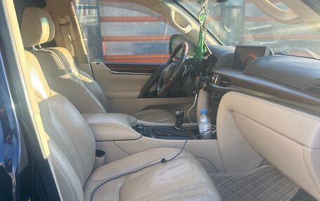 Lexus LX III, 2016 год, 5 300 000 рублей, 7 фотография